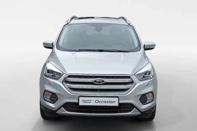 Ford Kuga (2018) thumbnail 2