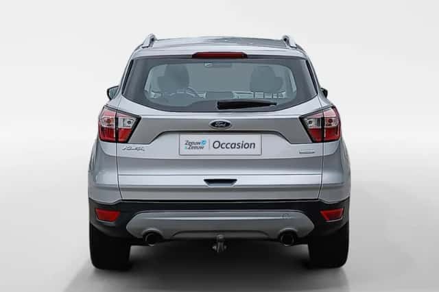 Ford Kuga (2018) thumbnail 6