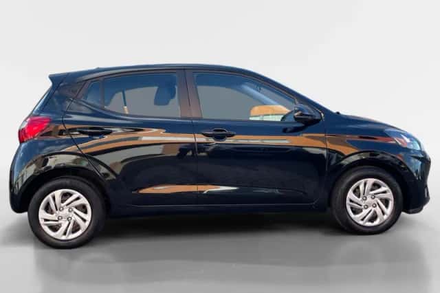 Hyundai i10 (2021) thumbnail 2