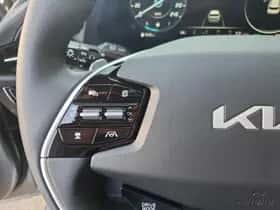 Kia Niro (2025) thumbnail 25