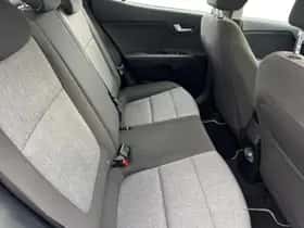 Kia Stonic (2023) thumbnail 13