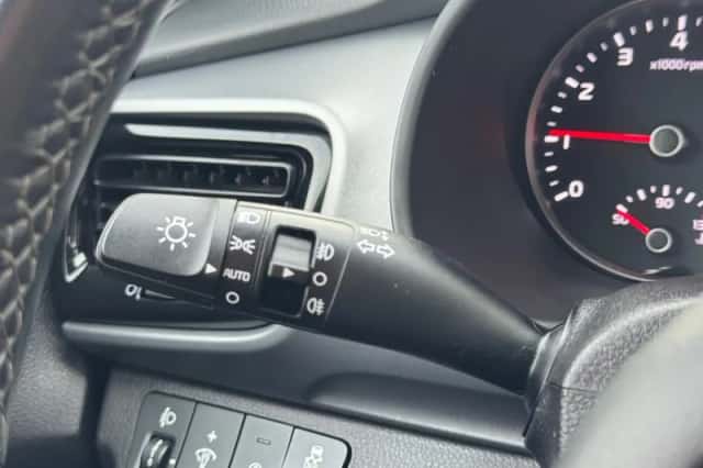 Kia Stonic (2023) thumbnail 22