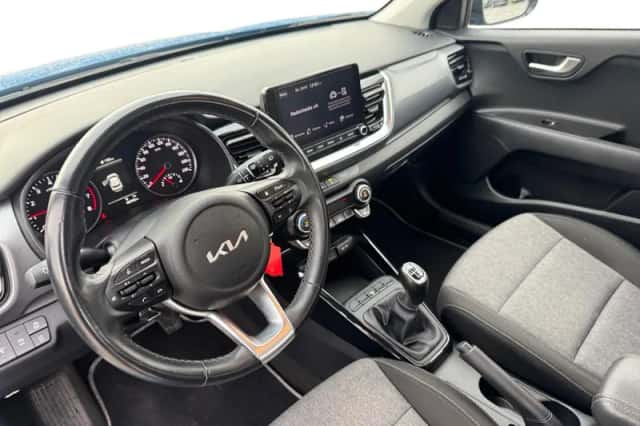 Kia Stonic (2023) thumbnail 8