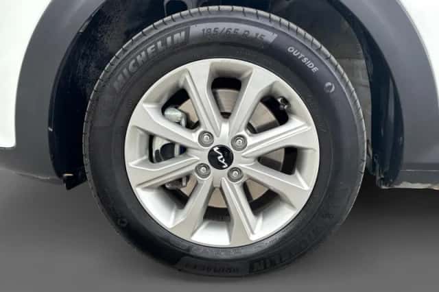 Kia Stonic (2025) thumbnail 24
