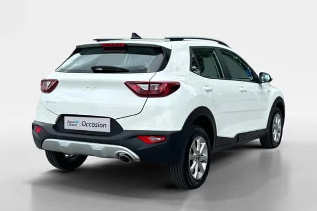 Kia Stonic (2025) thumbnail 5