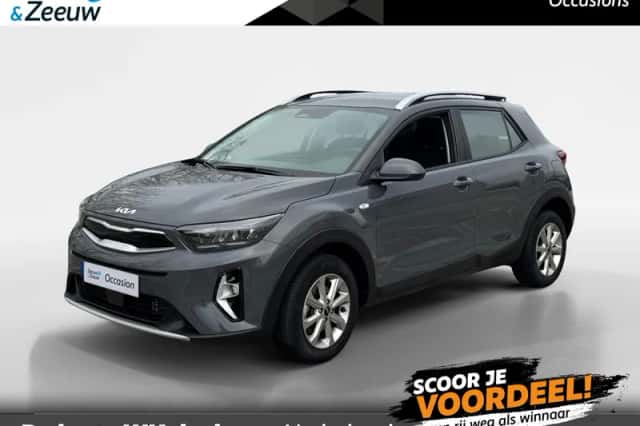 Kia Stonic (2023) thumbnail 1