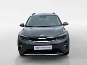 Kia Stonic (2023) thumbnail 2