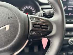Kia Stonic (2023) thumbnail 16