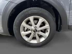 Kia Stonic (2023) thumbnail 7