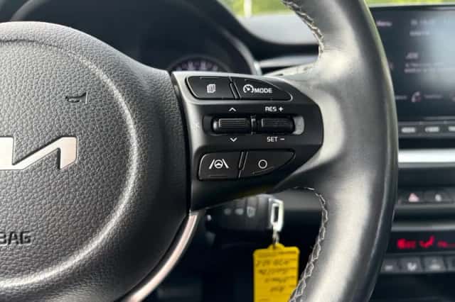 Kia Stonic (2023) thumbnail 14