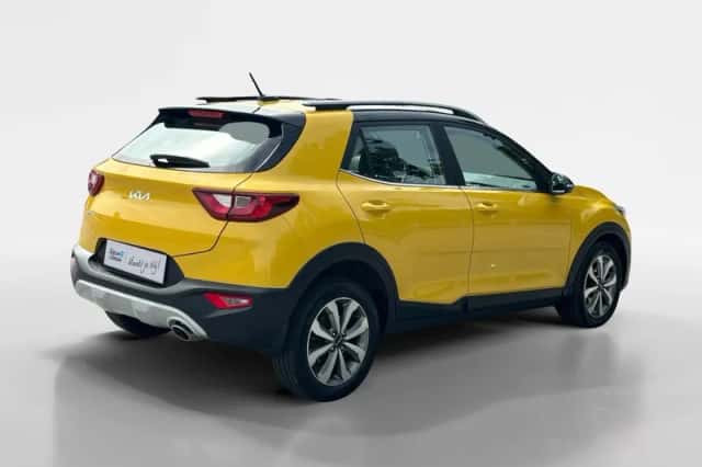 Kia Stonic (2023) thumbnail 3