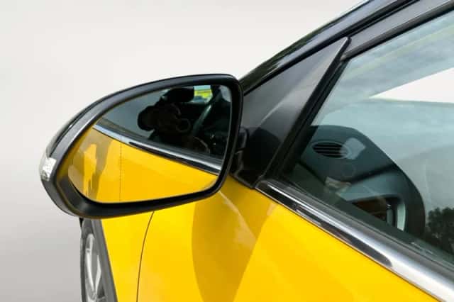 Kia Stonic (2023) thumbnail 22