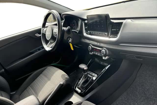 Kia Stonic (2023) thumbnail 10