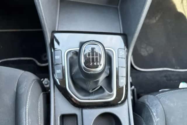 Kia Sportage (2023) thumbnail 17