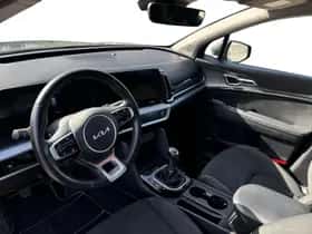 Kia Sportage (2023) thumbnail 8