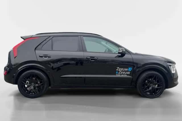 Kia Niro (2025) thumbnail 5