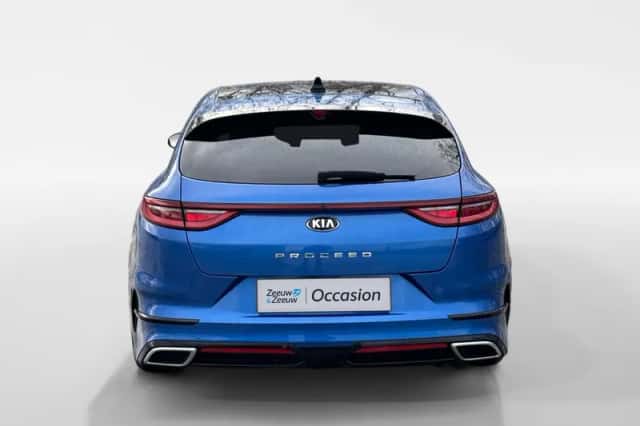 Kia Proceed (2021) thumbnail 4