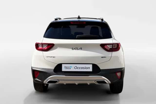 Kia Stonic (2023) thumbnail 6