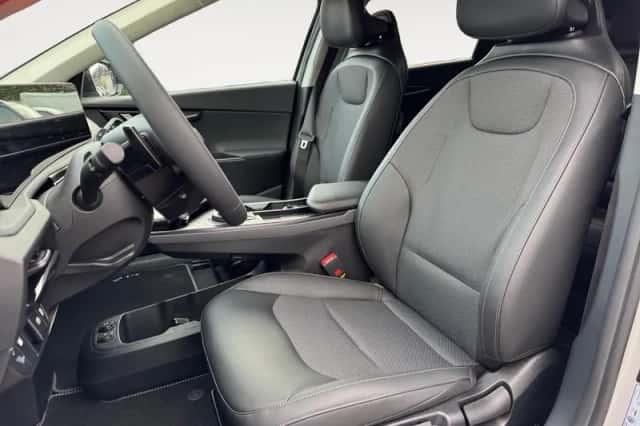 Kia EV6 (2026) thumbnail 11