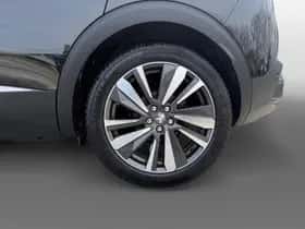 Peugeot 3008 (2017) thumbnail 3