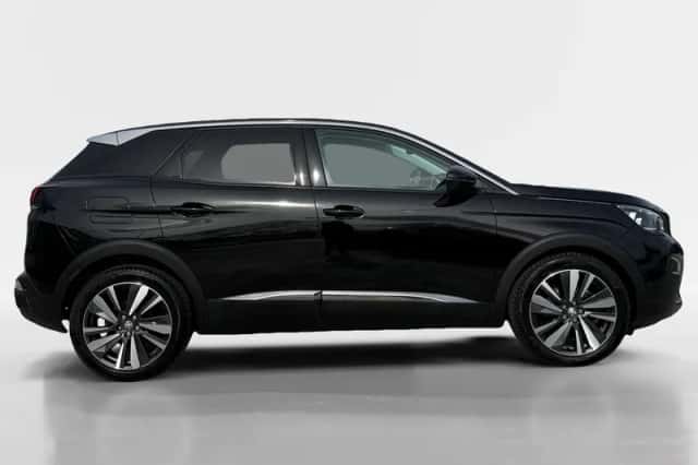 Peugeot 3008 (2017) thumbnail 10