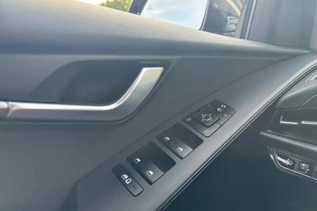 Kia Niro (2025) thumbnail 23