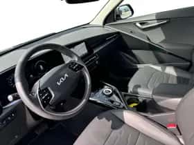 Kia Niro (2025) thumbnail 8