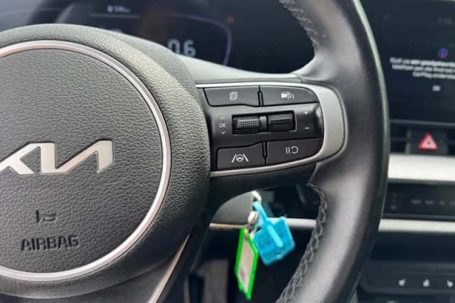 Kia Sportage (2023) thumbnail 17