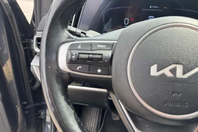 Kia Sportage (2023) thumbnail 18