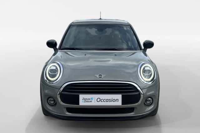 MINI Cooper (2019) thumbnail 2