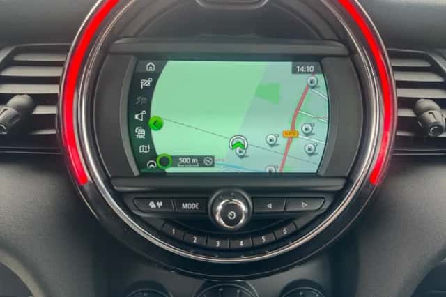MINI Cooper (2019) thumbnail 13