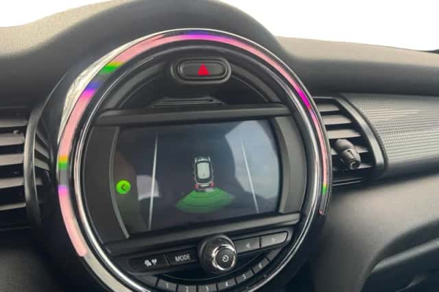 MINI Cooper (2019) thumbnail 14