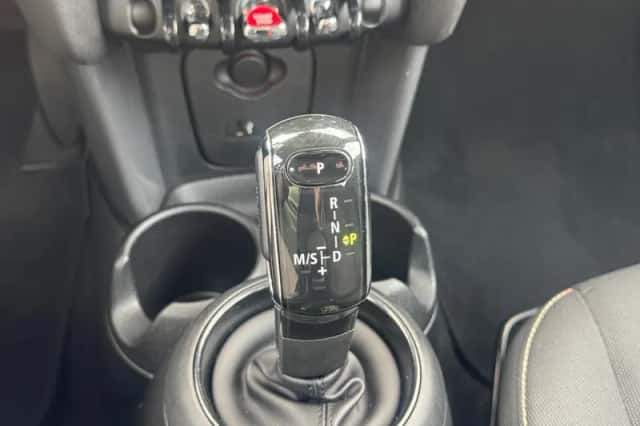 MINI Cooper (2019) thumbnail 15