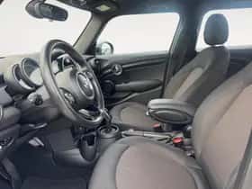 MINI Cooper (2019) thumbnail 15