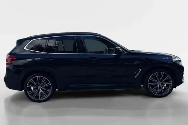BMW X3 (2021) thumbnail 4