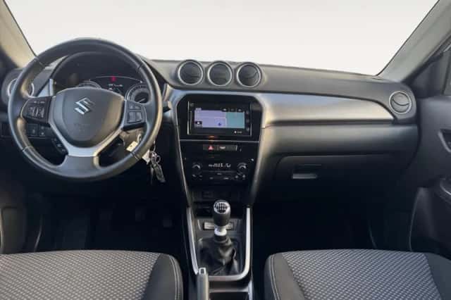 Suzuki Vitara (2021) thumbnail 11