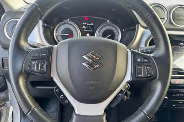 Suzuki Vitara (2021) thumbnail 15
