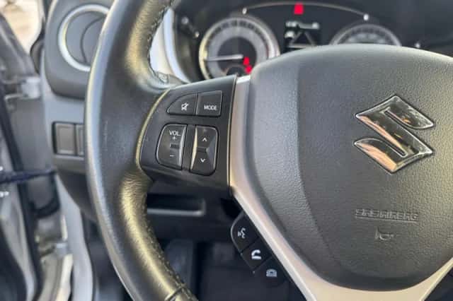 Suzuki Vitara (2021) thumbnail 16