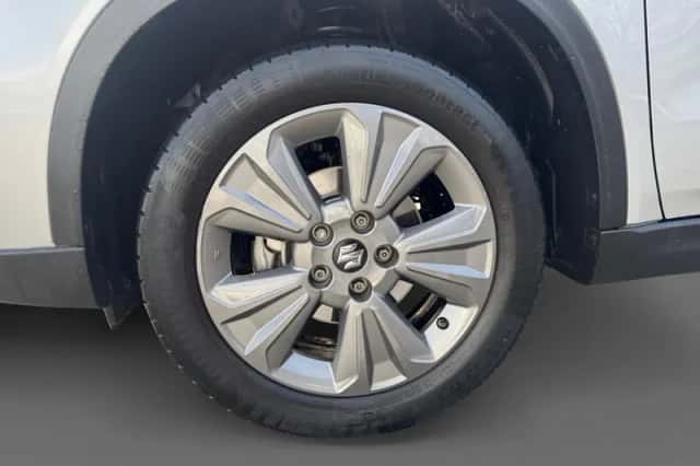 Suzuki Vitara (2021) thumbnail 8