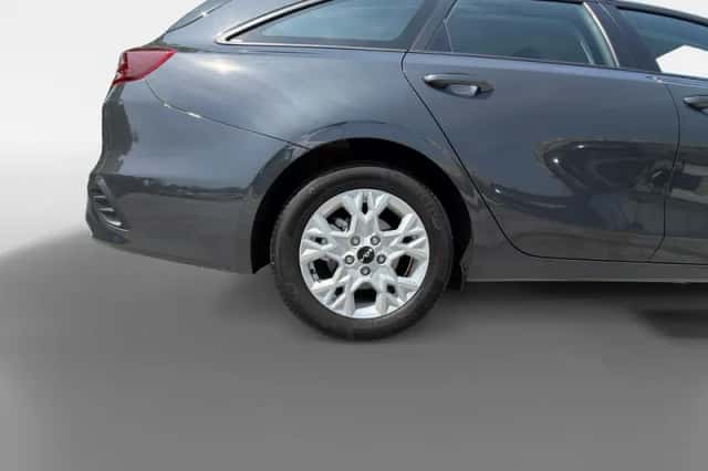 Kia Ceed Sportswagon (2025) thumbnail 6