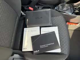 Kia Picanto (2022) thumbnail 24