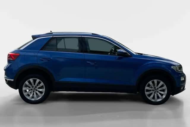 Volkswagen T-Roc (2021) thumbnail 4