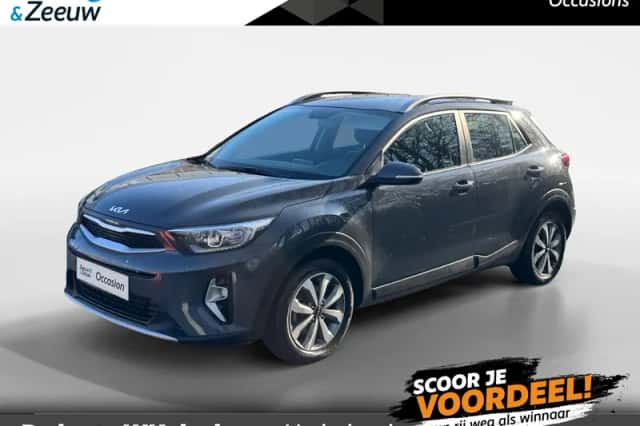 Kia Stonic (2023) thumbnail 1