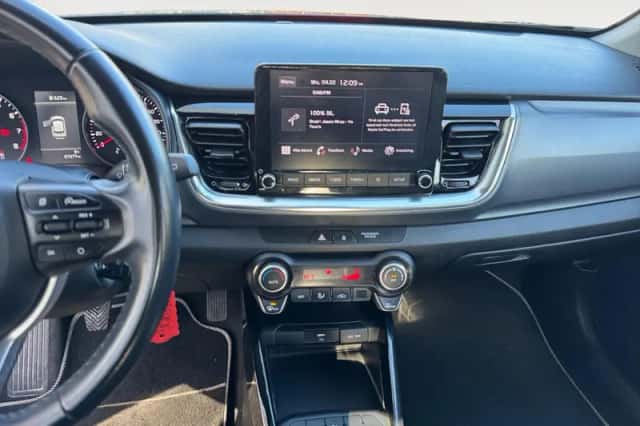 Kia Stonic (2023) thumbnail 12