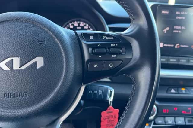 Kia Stonic (2023) thumbnail 25