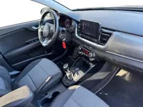 Kia Stonic (2023) thumbnail 10
