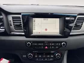 Kia Niro (2017) thumbnail 13