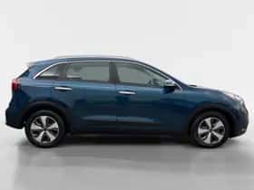 Kia Niro (2017) thumbnail 6