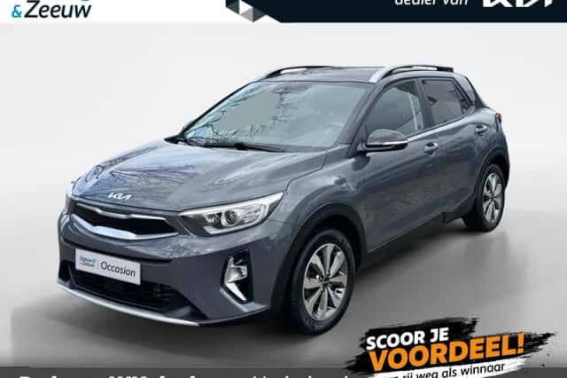 Kia Stonic (2022) thumbnail 1