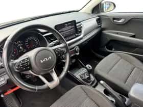Kia Stonic (2022) thumbnail 15